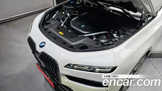 BMW 7 (G70) 750e xDrive, миниатюра 3