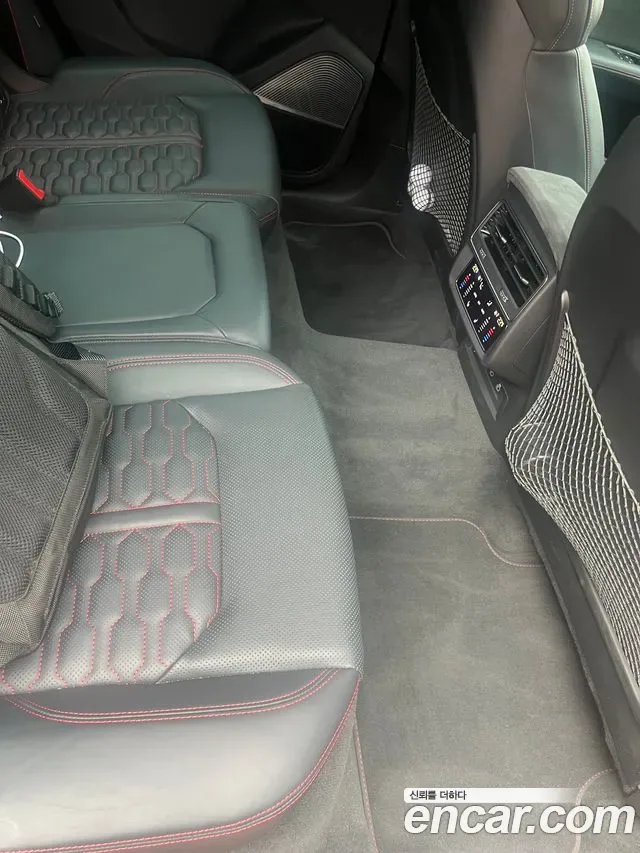 Audi RSQ8 4.0 TFSI, миниатюра 9