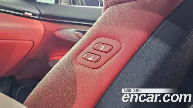 Genesis GV70 2.5T бензин AWD ( ), миниатюра 15