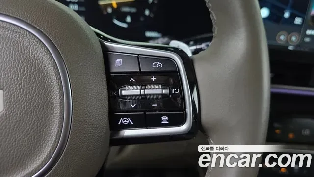 Kia Carnival бензин 7 мест Signature, миниатюра 5
