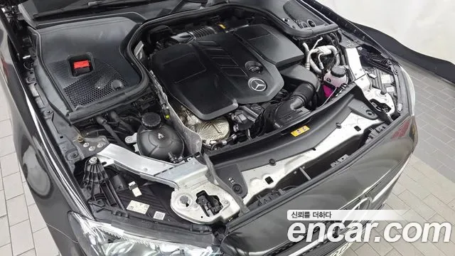 Mercedes-Benz E-Class E220d 4MATIC AMG Line, миниатюра 20