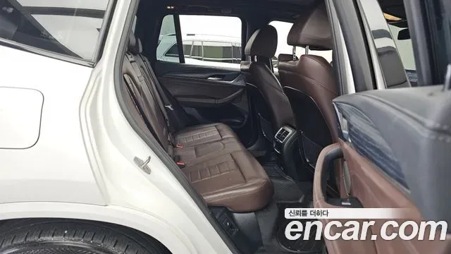 BMW iX3 M, миниатюра 26