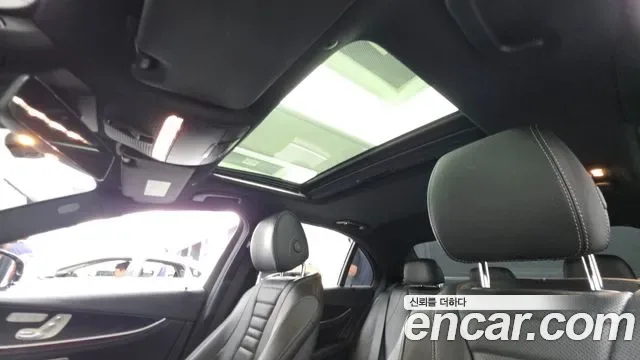 Mercedes-Benz E-Class E220d 4MATIC AMG Line, миниатюра 8
