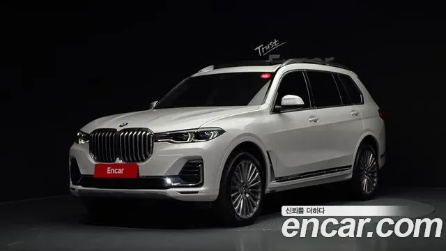 BMW X7 xDrive 40i 6 мест