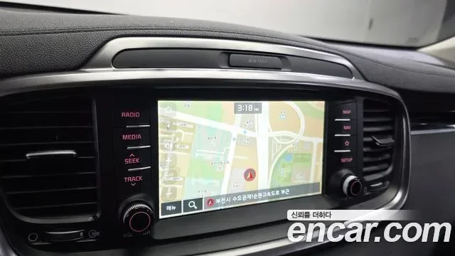 Kia Sorento дизель 2.0 2WD, миниатюра 7