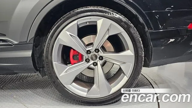 Audi SQ7 4.0 TFSI, миниатюра 11