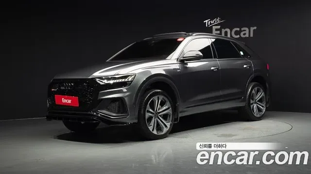 Audi Q8 55 TFSI Premium
