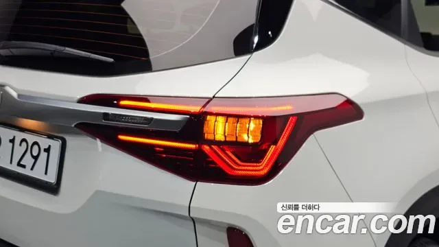 Kia Seltos бензин 1.6 Turbo 2WD Signature, миниатюра 13
