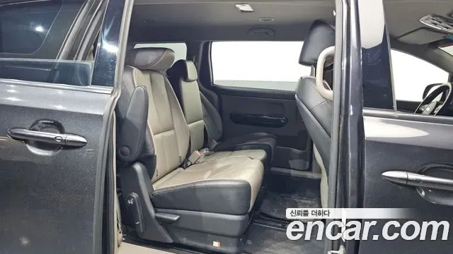 Kia Carnival 8 мест, миниатюра 13