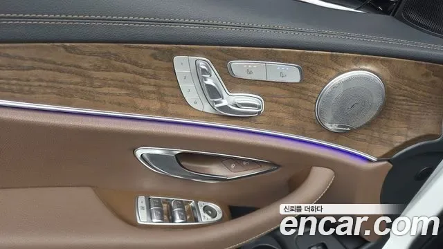 Mercedes-Benz E-Class E250, миниатюра 28