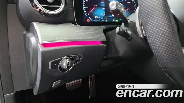 Mercedes-Benz E-Class E350 4MATIC AMG Line, миниатюра 7