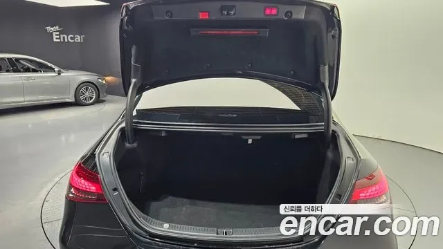 Mercedes-Benz E-Class E250, миниатюра 14