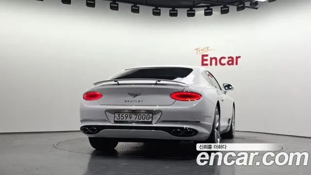 Bentley GT III 4.0 GT, миниатюра 3