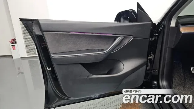 Tesla Y AWD, миниатюра 19