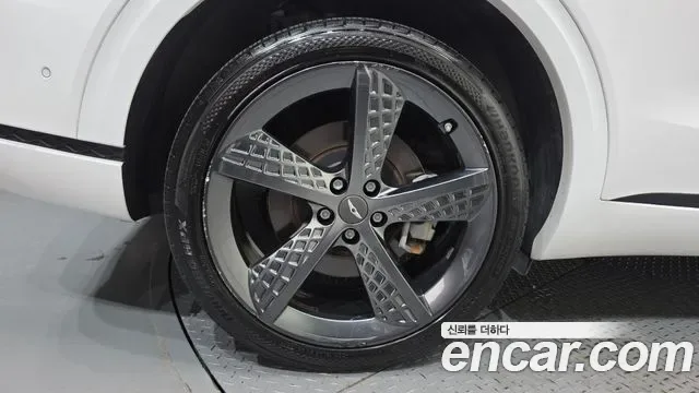 Genesis GV70 2.5T бензин 2WD ( ), миниатюра 19