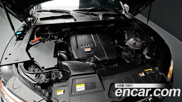Audi Q5 45 TFSI Premium, миниатюра 7