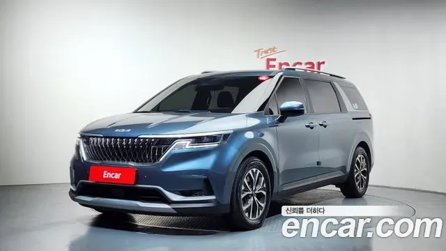Kia Carnival дизель 9 мест Prestige