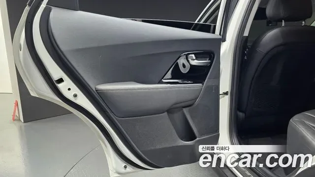 Kia Niro EV, миниатюра 13