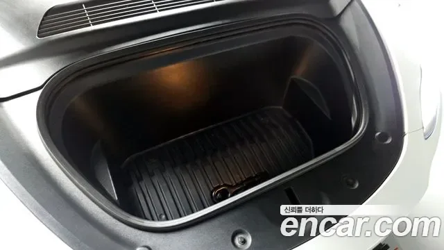 Tesla Y AWD, миниатюра 5