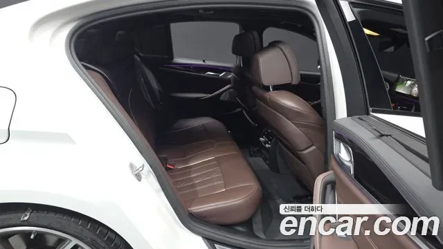 BMW 5 (G30) M550i xDrive, миниатюра 21