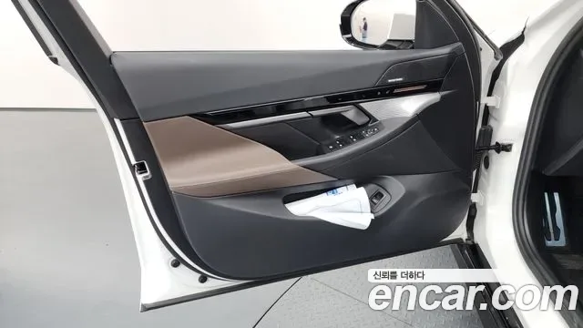 BMW 5 (G60) 520i, миниатюра 8