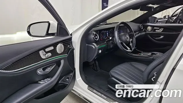 Mercedes-Benz E-Class E450 4MATIC, миниатюра 14