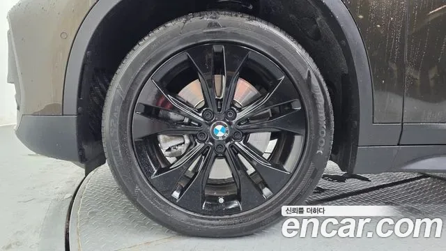 BMW X1 xDrive 20i, миниатюра 5
