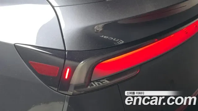 Tesla Y AWD, миниатюра 9