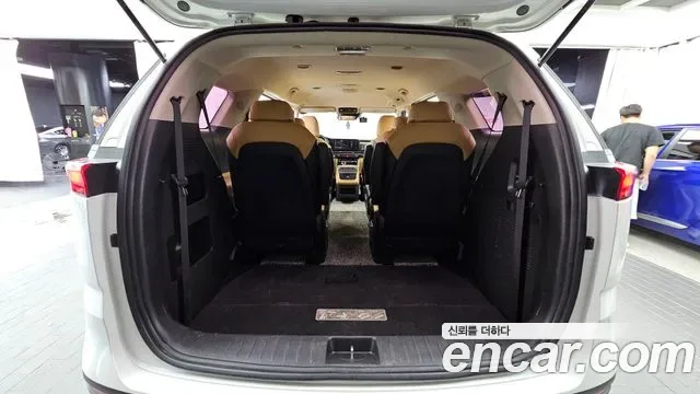 Kia Carnival дизель 9 мест Prestige, миниатюра 7