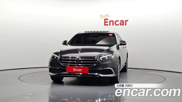 Mercedes-Benz E-Class E350 4MATIC, миниатюра 8