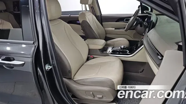 Kia Carnival дизель 9 мест Signature, миниатюра 3