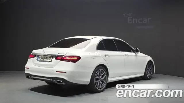 Mercedes-Benz E-Class E220d 4MATIC AMG Line, миниатюра 12