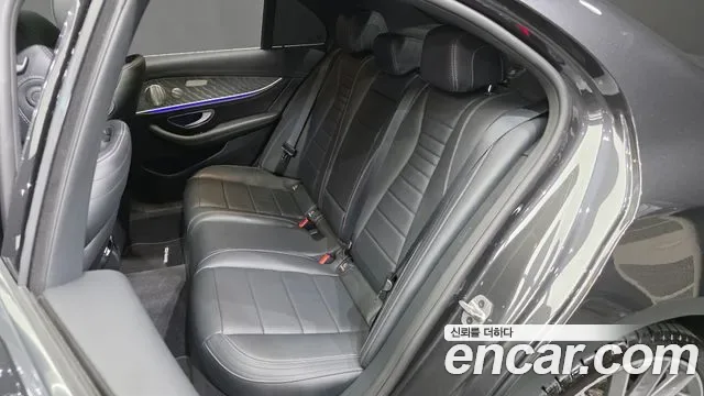 Mercedes-Benz E-Class E350 4MATIC AMG Line, миниатюра 5