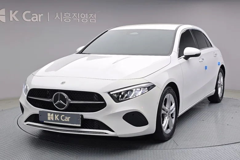 Mercedes-Benz A-Class бензин 2WD A220
