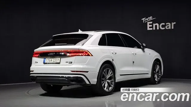 Audi Q8 55 TFSI Premium, миниатюра 28