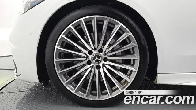 Mercedes-Benz C-Class C300 4MATIC AMG Line, миниатюра 11