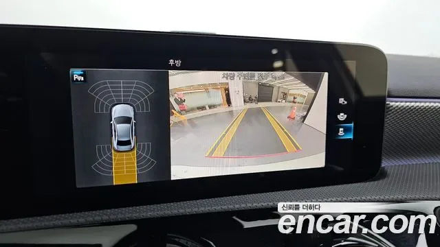 Mercedes-Benz A-Class A220, миниатюра 13