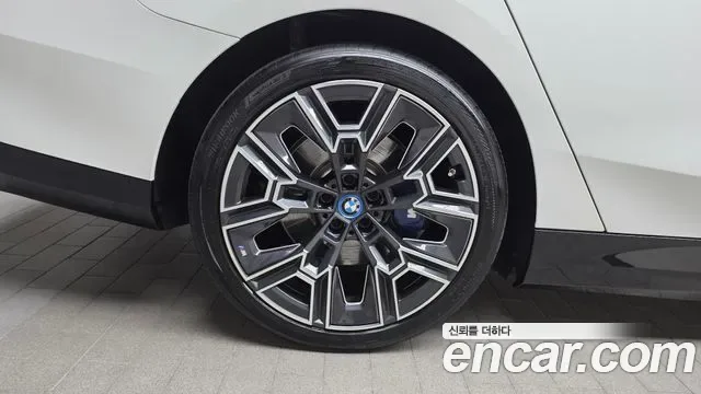 BMW i5 xDrive 40 M, миниатюра 28