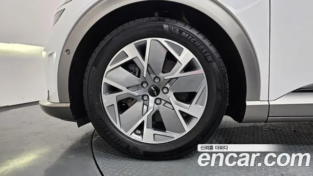 Genesis GV60, миниатюра 11