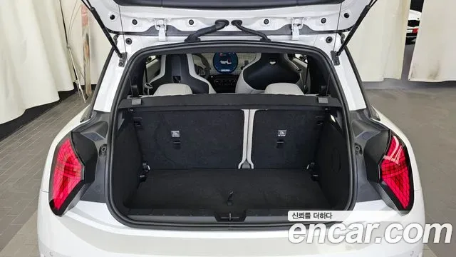 MINI Cooper SE, миниатюра 3