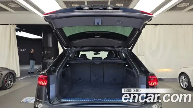 Audi Q8 55 TFSI Premium, миниатюра 27
