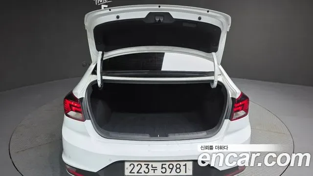 Hyundai Avante AD, миниатюра 7