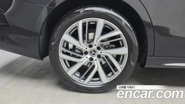 Mercedes-Benz E-Class E220d 4MATIC, миниатюра 27