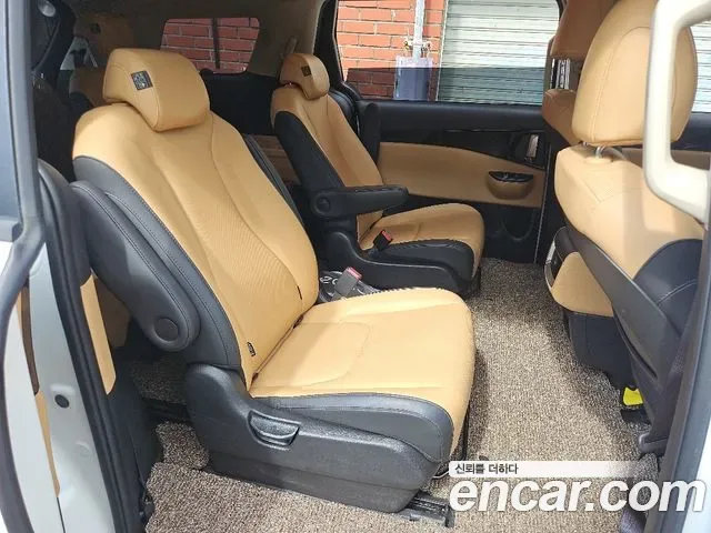 Kia Carnival дизель 9 мест Prestige, миниатюра 7