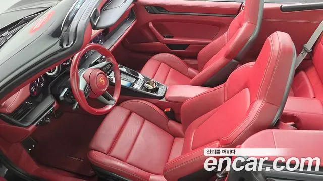 Porsche 911 GTS, миниатюра 10