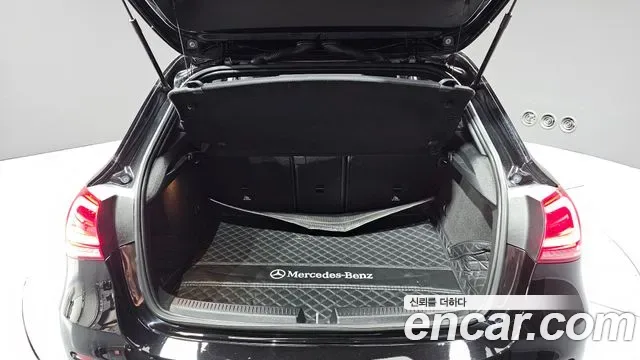 Mercedes-Benz A-Class A220, миниатюра 12