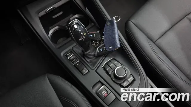 BMW X1 xDrive 20i, миниатюра 15