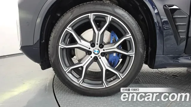 BMW X5 xDrive 40i M, миниатюра 30
