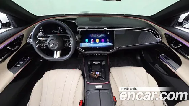 Mercedes-Benz E-Class E200 AMG Line, миниатюра 29