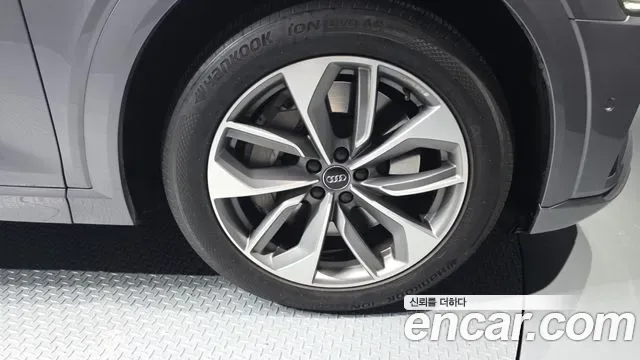 Audi e-, миниатюра 19